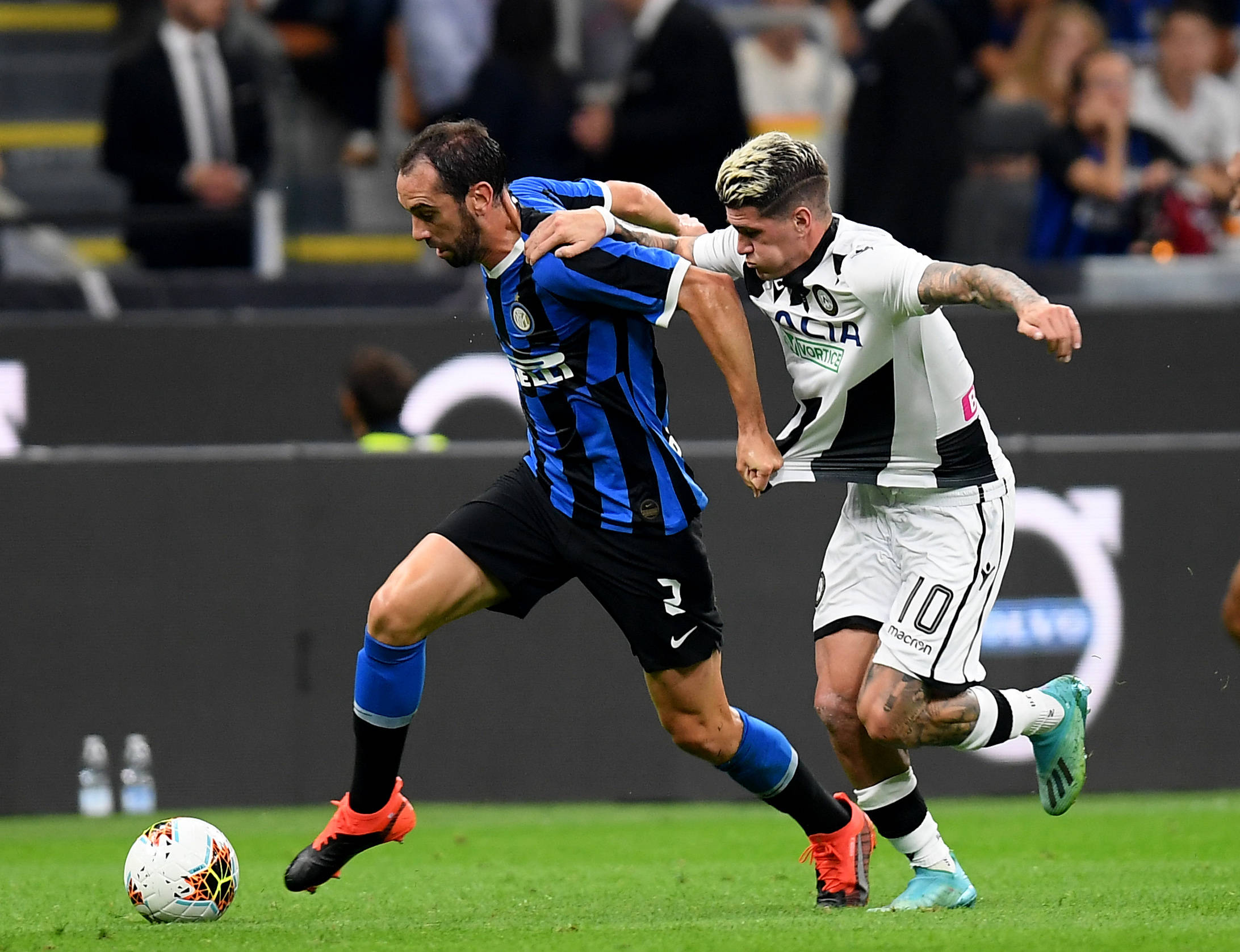 与山东泰山 与山东泰山